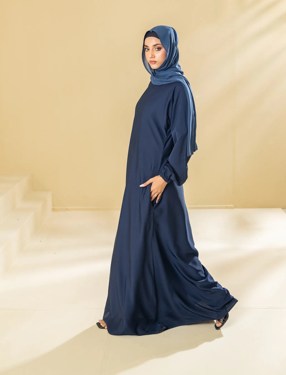 Sapphire  Abaya - Navy Blue