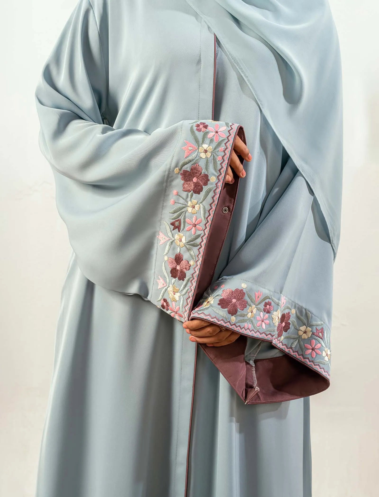 Bloom Abaya Set - Ice Blue