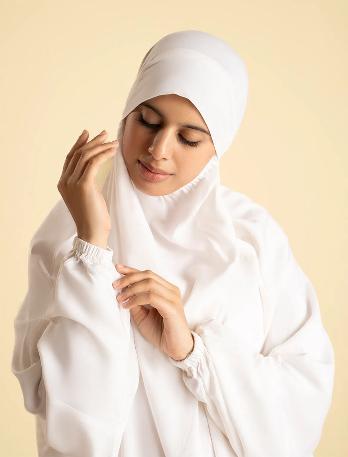 1- Piece Prayer Fit - White