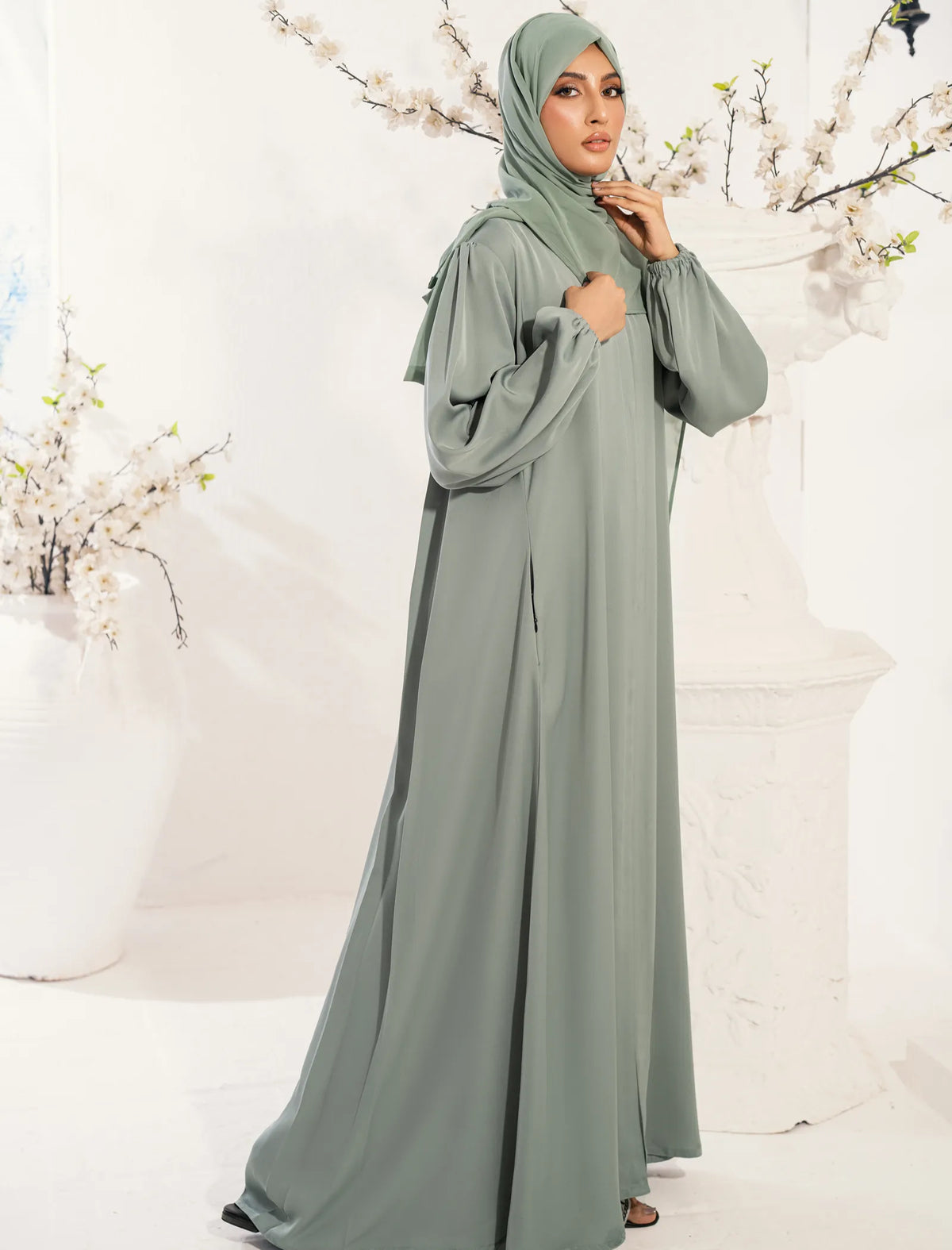 Raihan Abaya Set Sage