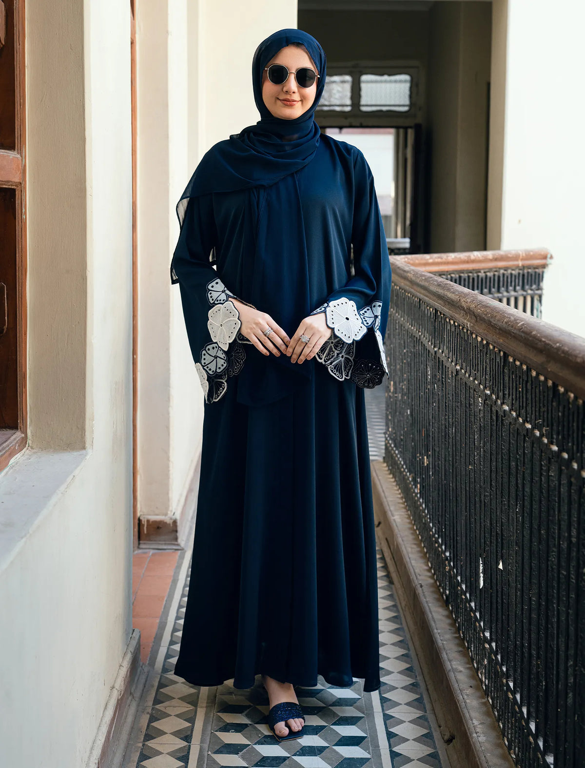 Floral Elara Abaya - Navy Blue