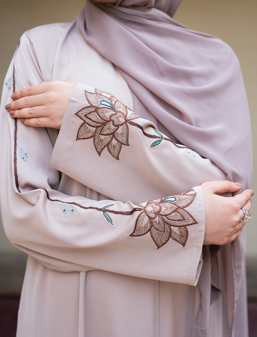 Beige Flora