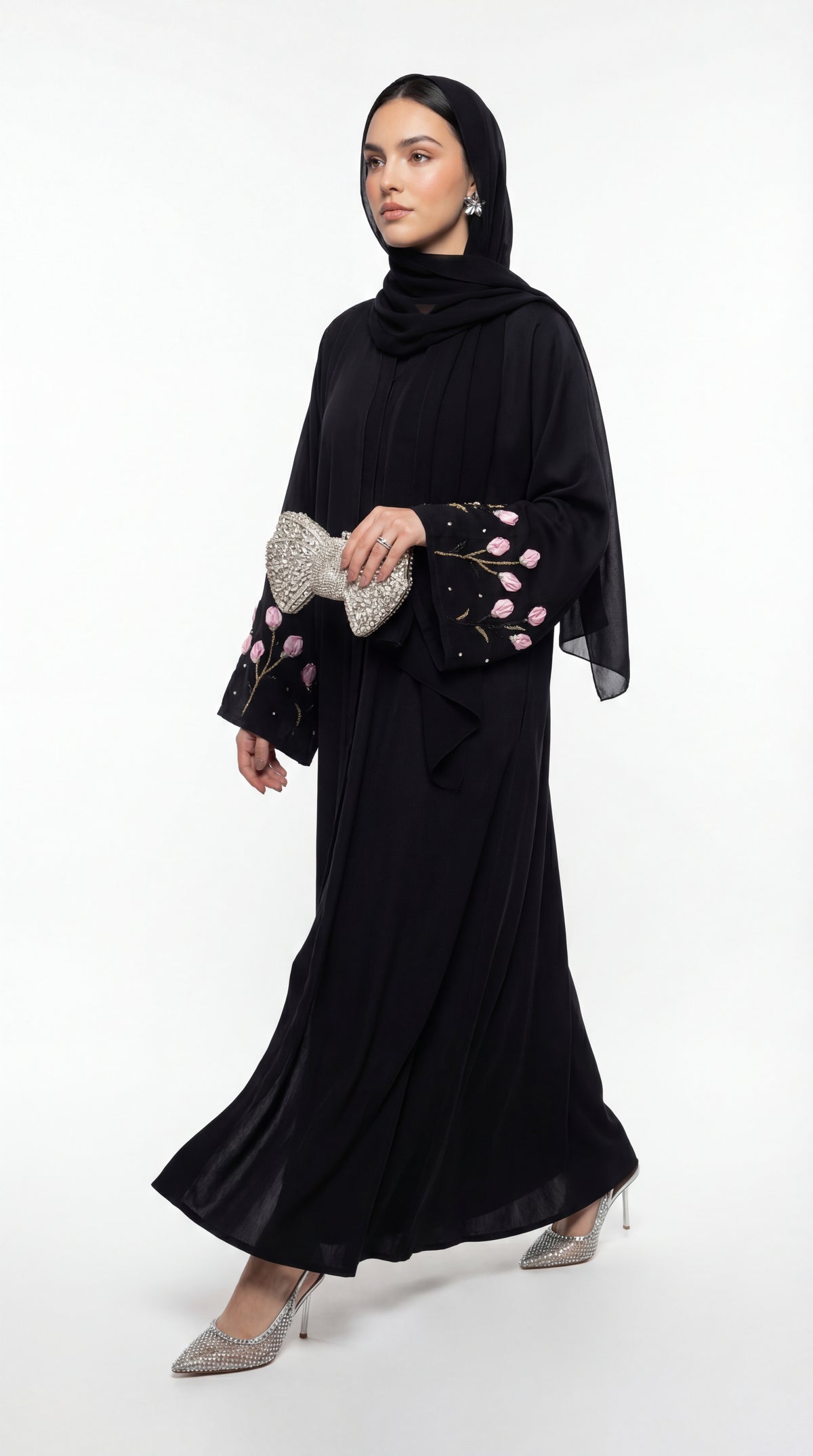 Hand-crafted Nova Abaya