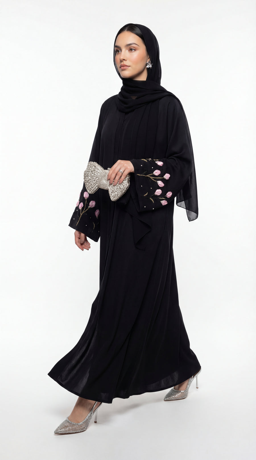 Hand-crafted Nova Abaya