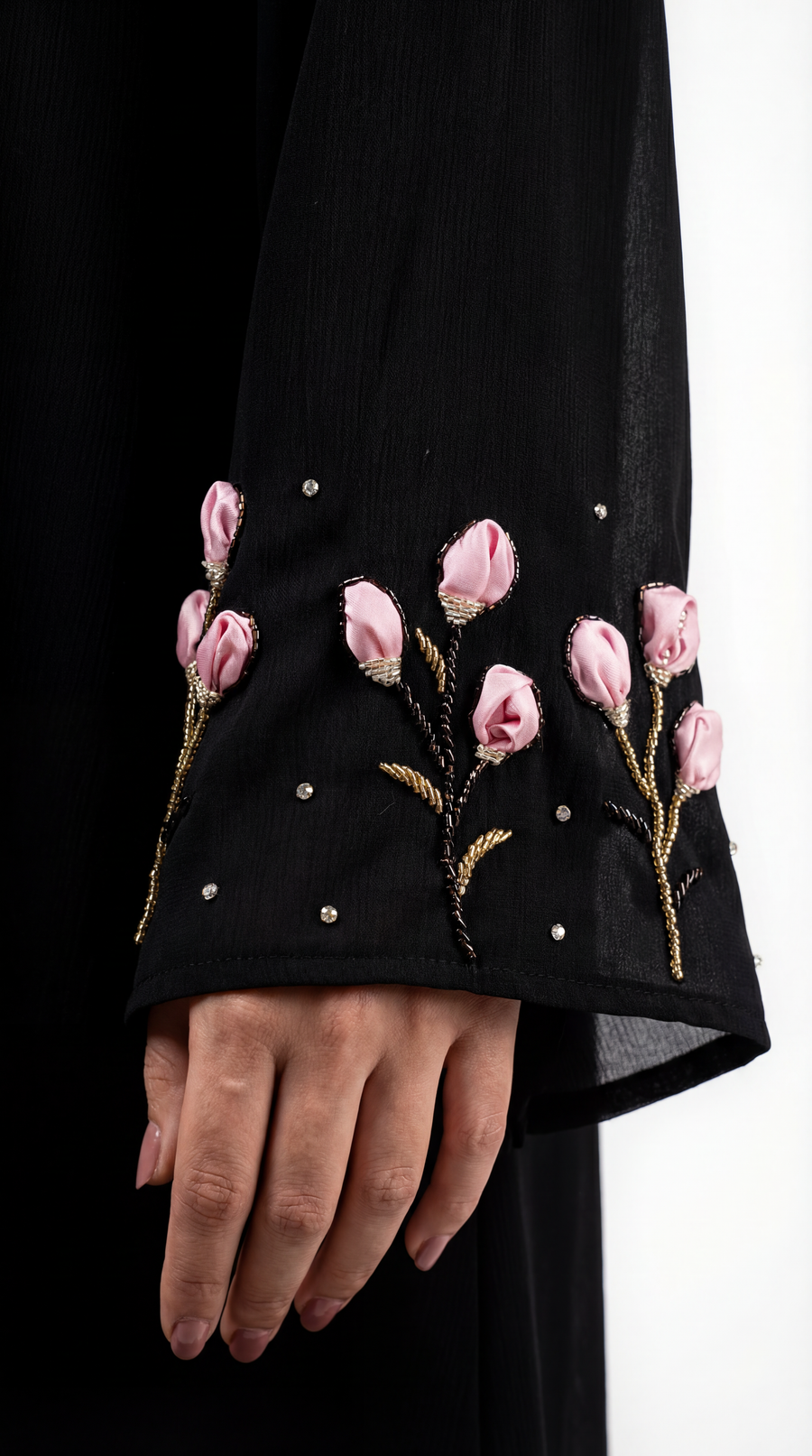 Hand-crafted Nova Abaya