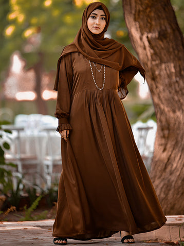 Cuffs and Pleats Abaya