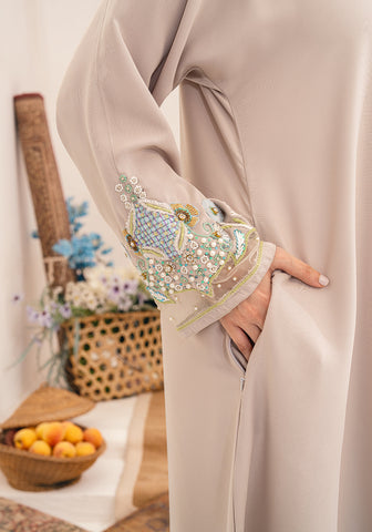 Muntazah Embellished Abaya- Cream White