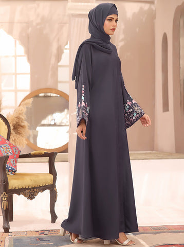 Nahla Abaya