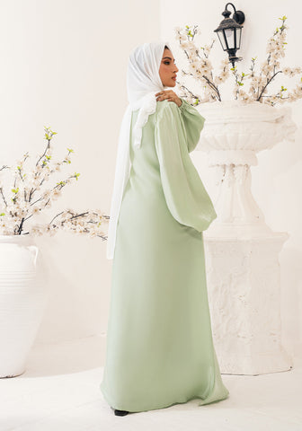 Reeh Lava Silk Embellished Abaya (Pistachio)